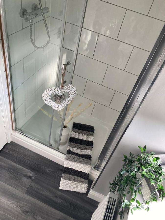 Cheshire Home Stays Crewe Eksteriør bilde
