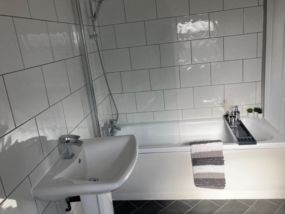 Cheshire Home Stays Crewe Eksteriør bilde