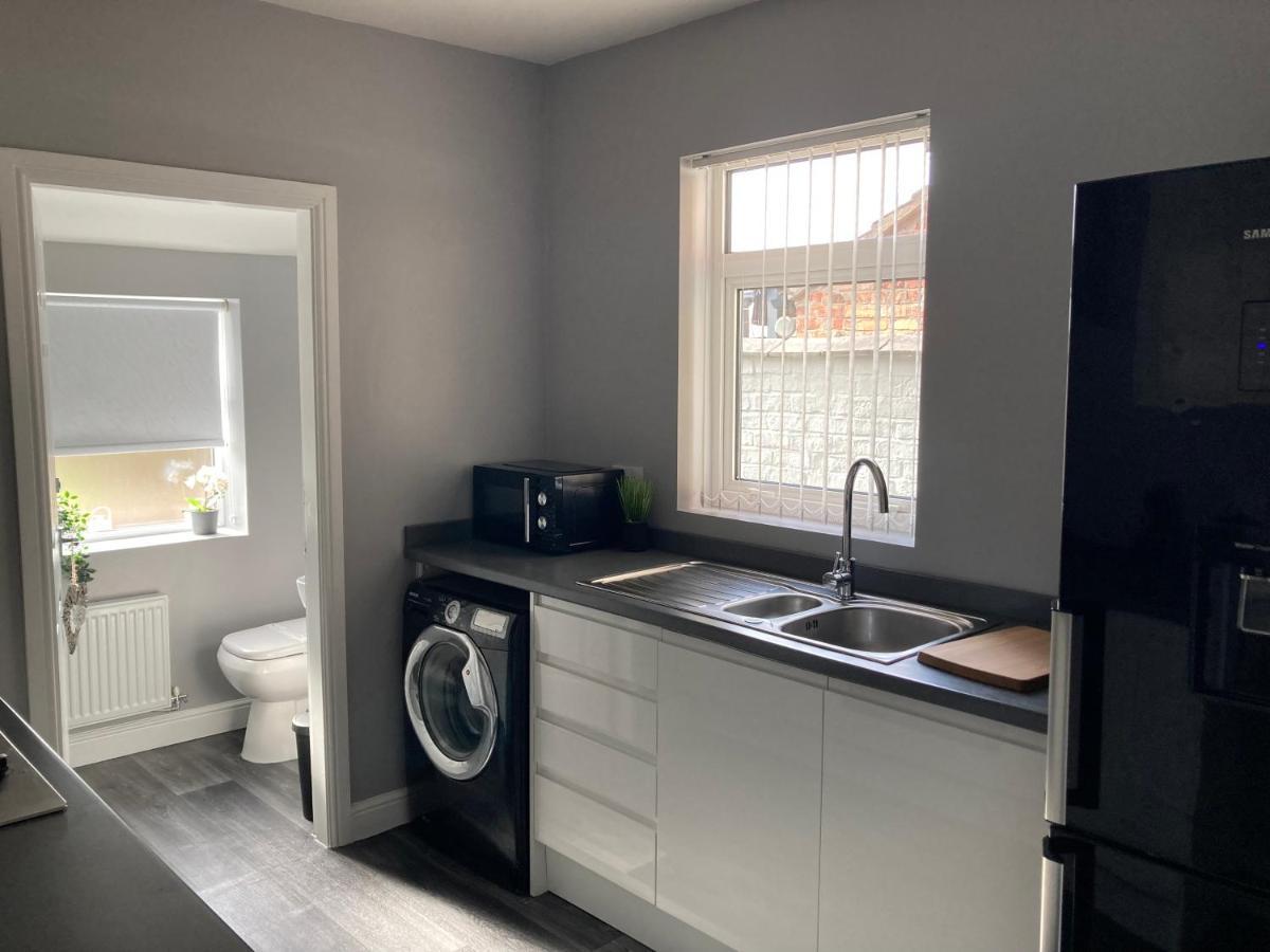 Cheshire Home Stays Crewe Eksteriør bilde
